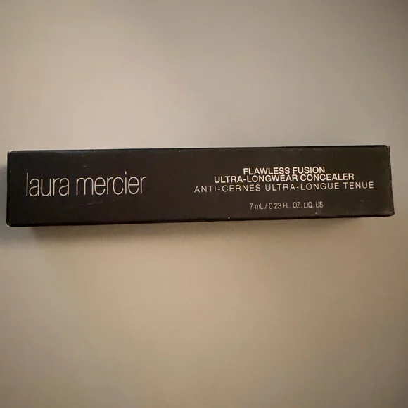 Laura Mercier Flawless Fusion Ultra-Longwear Concealer - Picture 3 of 3